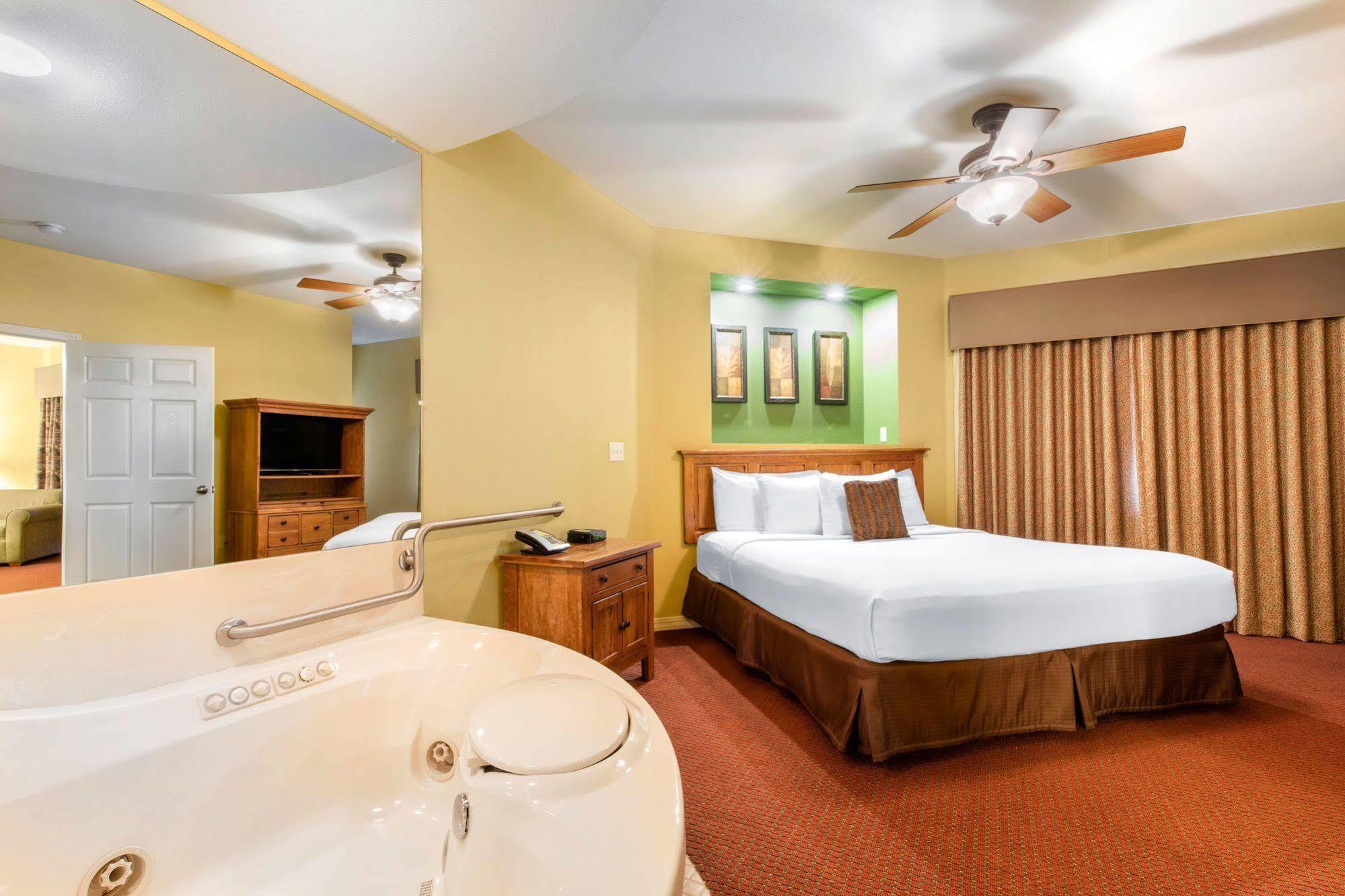 Bluegreen Vacations The Falls Village, An Ascend Resort برانسون المظهر الخارجي الصورة